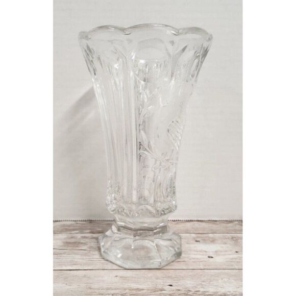 Crystal Bud Vase 7" Tall Flower Bird Etching Floral Footed Heavy - Picture 3 of 8